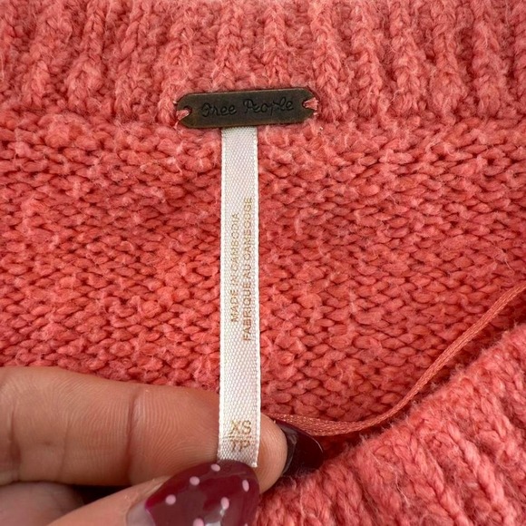 Free People Pink Lightening Brookside Knit Oversized Tunic Sweater Womens Sz XS - Picture 4 of 7